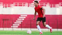 Ezra Walian Jadi Kapten Tim di Uji Coba Persik Kontra PSIM: Dapat Paket Lengkap Warisan dari Bos Klub, Arthur Irawan?